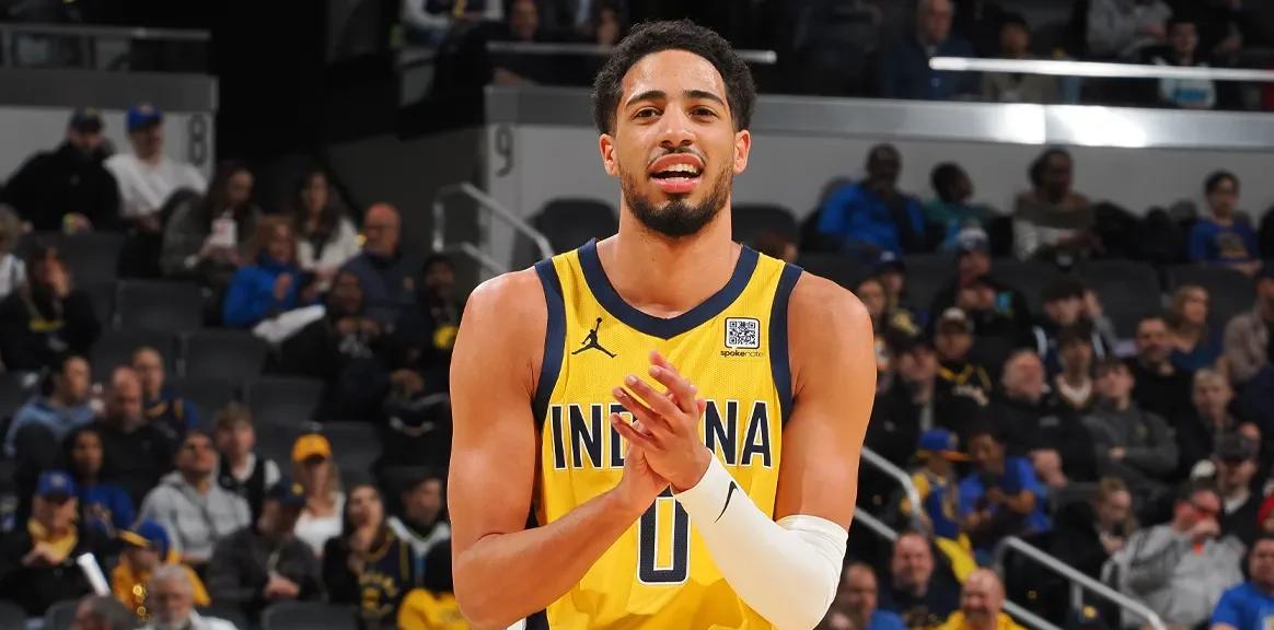 西亚卡姆连续十二场比赛得分超过绝杀，湖人挑战极限！